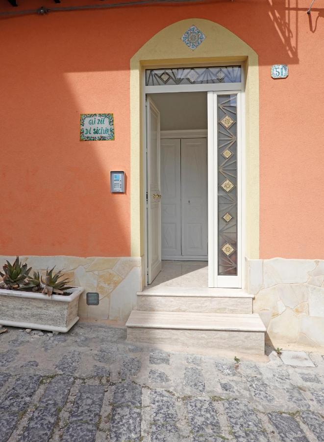 Gli Zii Di Sicilia Bed & Breakfast *